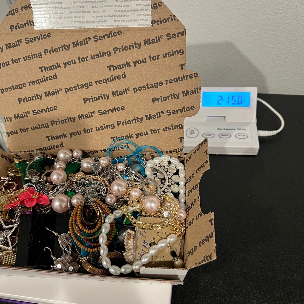 2.8 Lbs Craft Jewelry Lot Broken Repair Repurpose Wearable Harvest Resell - Picture 5 of 6